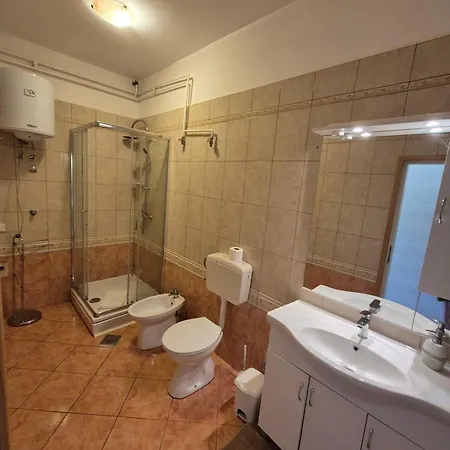 Manja - Cesko Slovensky Dom بوريتش