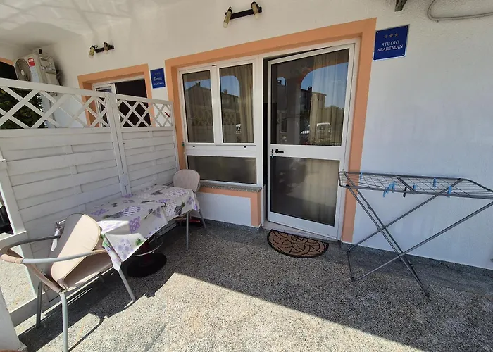 Manja - Cesko Slovensky Dom